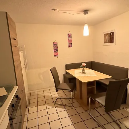 Fewo-busche, Doppelhaushaelfte Mit Garten Apartment Wittmund