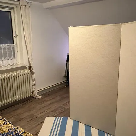 Fewo-busche, Doppelhaushaelfte Mit Garten Apartment *